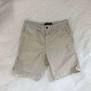 American Eagle Next Level Flex Light Grey Khaki Chino Shorts 28W